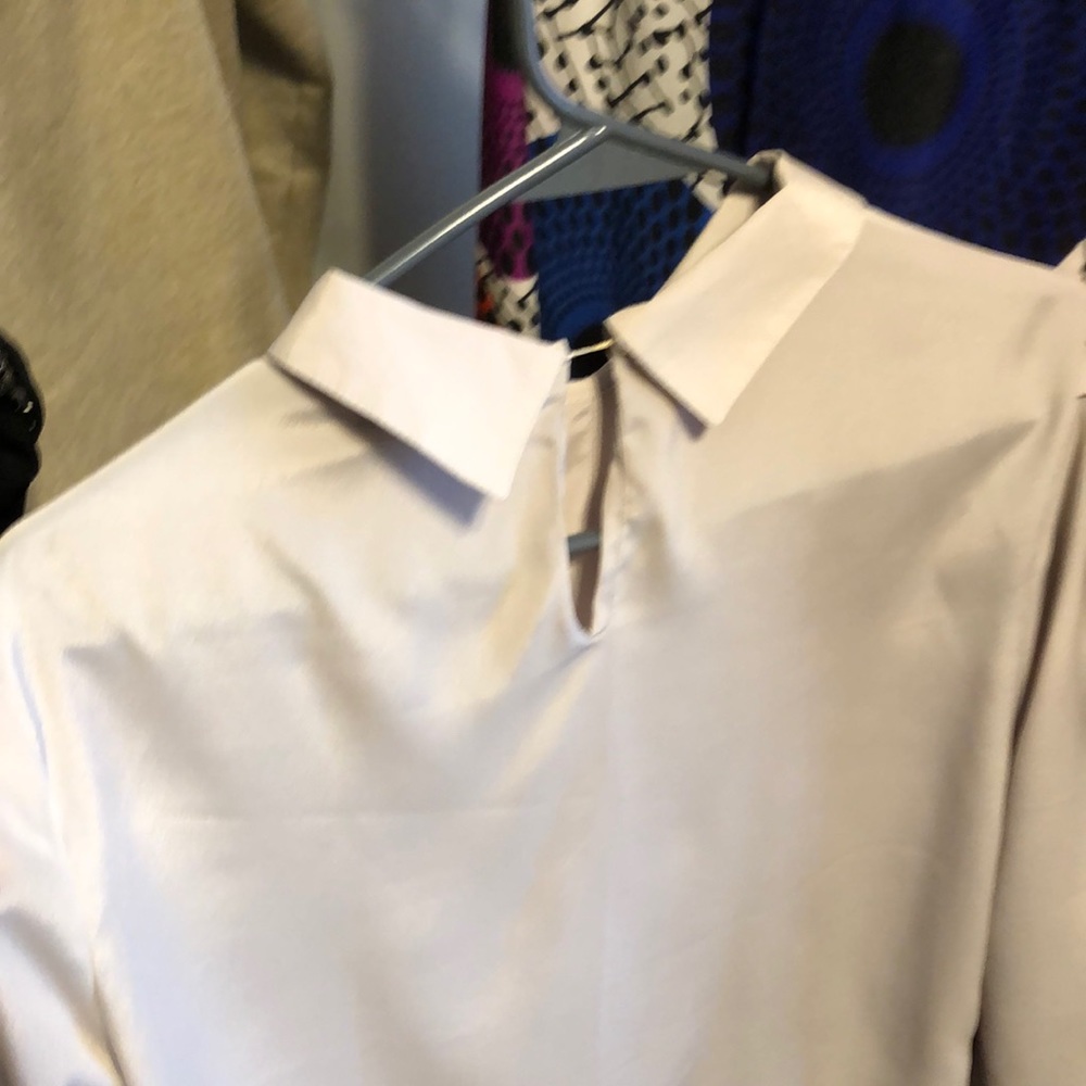 Blouse - Picture 2 of 2